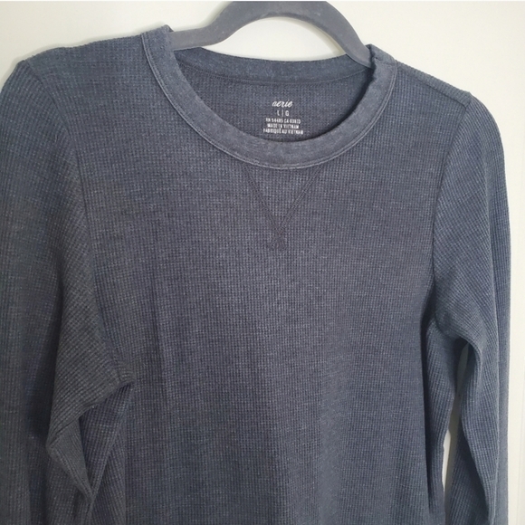 Aerie Gray Waffle Knit Thermal Cropped Long Sleeve Top - Picture 3 of 7